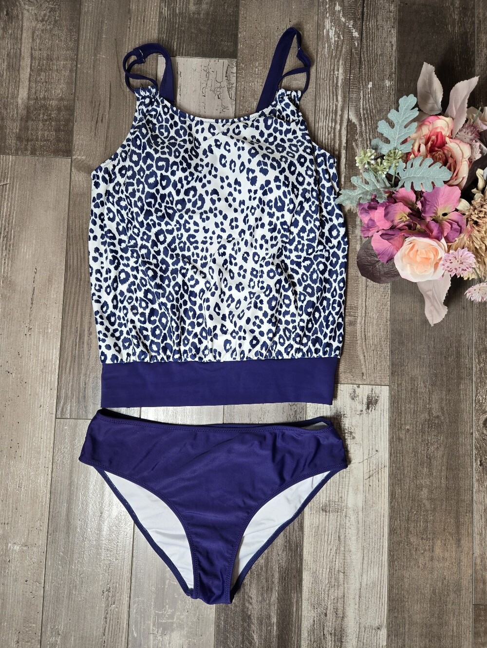 Beachsissi Women’s Blue & White Leopard Tankini Swimsuit – Size Large